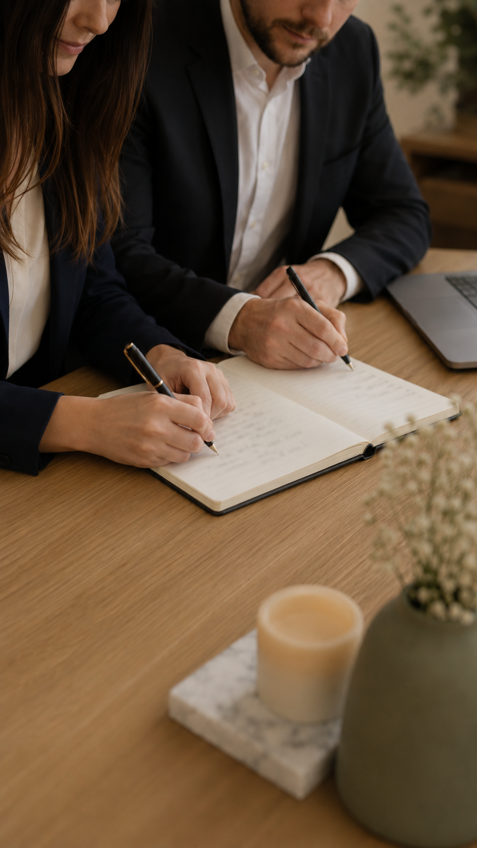 Professionisti dello StudioPsicoMedicina durante una consulenza